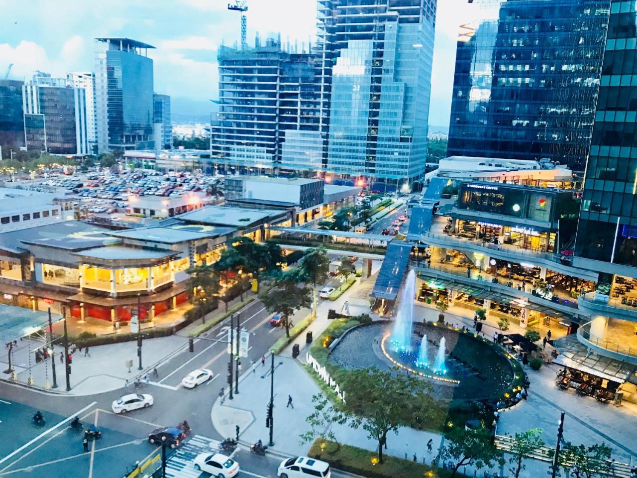 One Uptown Residence Bgc Pateros Buitenkant foto
