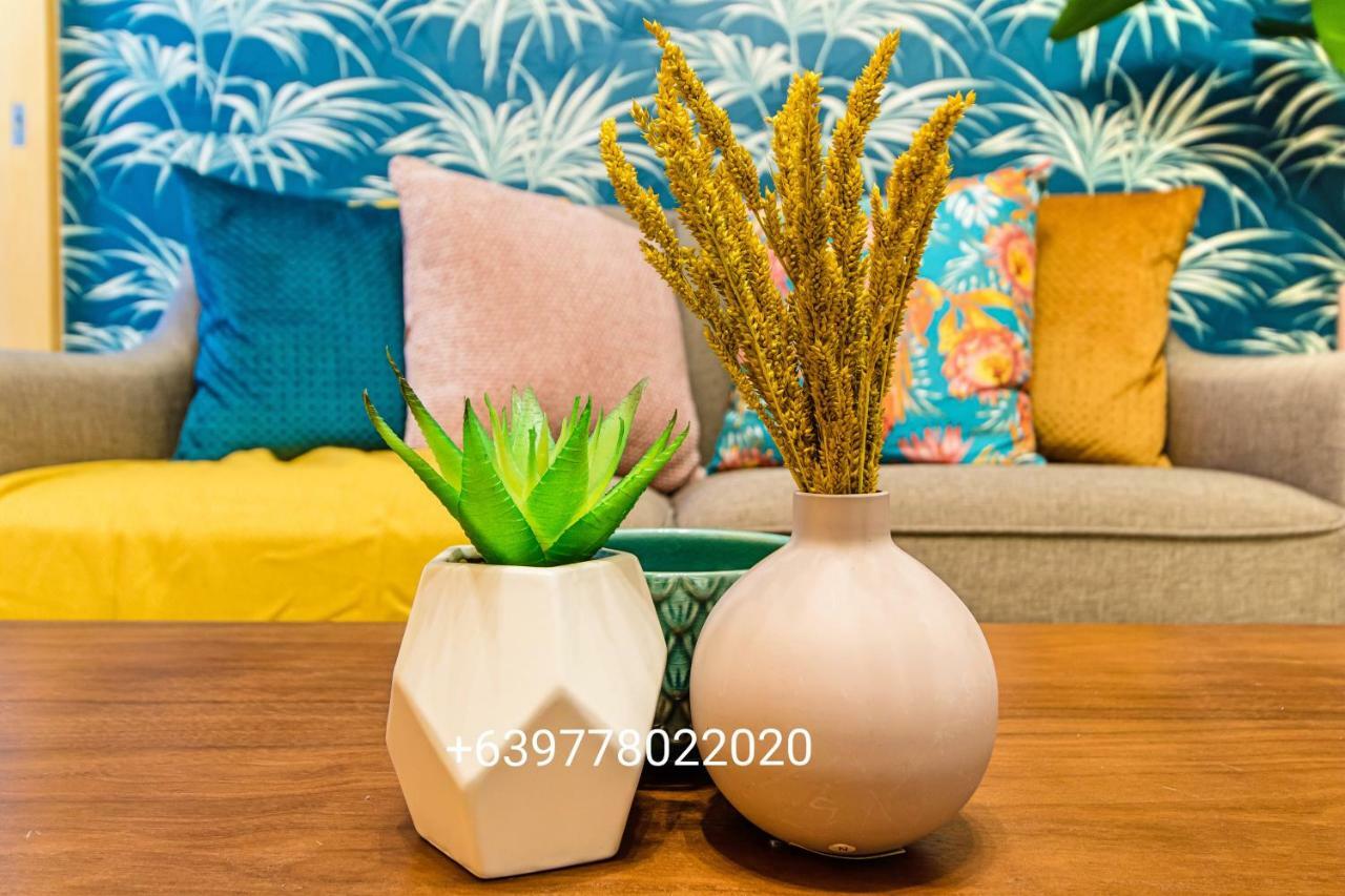 One Uptown Residence Bgc Pateros Buitenkant foto